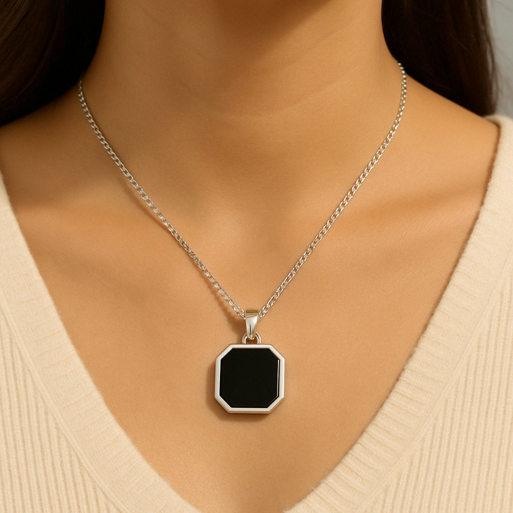 Heat-Activated Hidden Photo Necklace