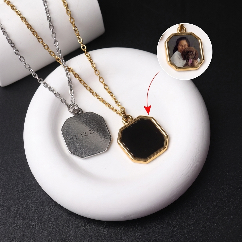 Heat-Activated Hidden Photo Necklace